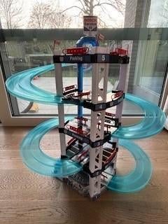 Autogarage Klein speelgoedauto's, Kinderen en Baby's, Speelgoed | Racebanen, Racebaan, Zo goed als nieuw, Handmatig, Ophalen