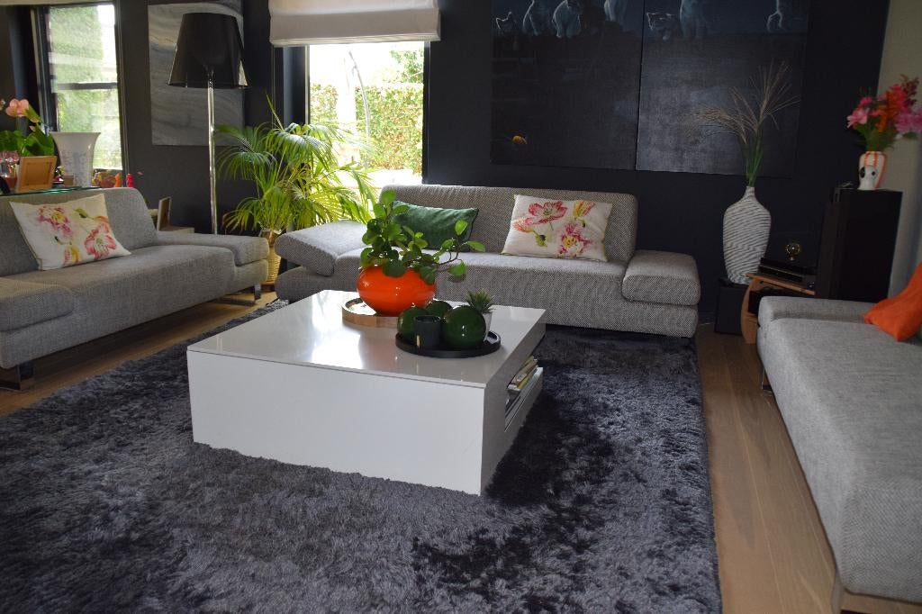 ZEER MOOI WOLLEN TAPIJT TE KOOP (NIEUWSTAAT), Ophalen, Grijs, Wol, hoogpolig., 200 cm of meer