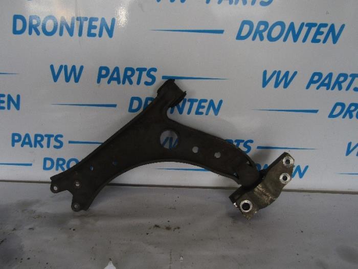 Draagarm links-voor van een Volkswagen Golf, Gebruikt, -, Volkswagen, -