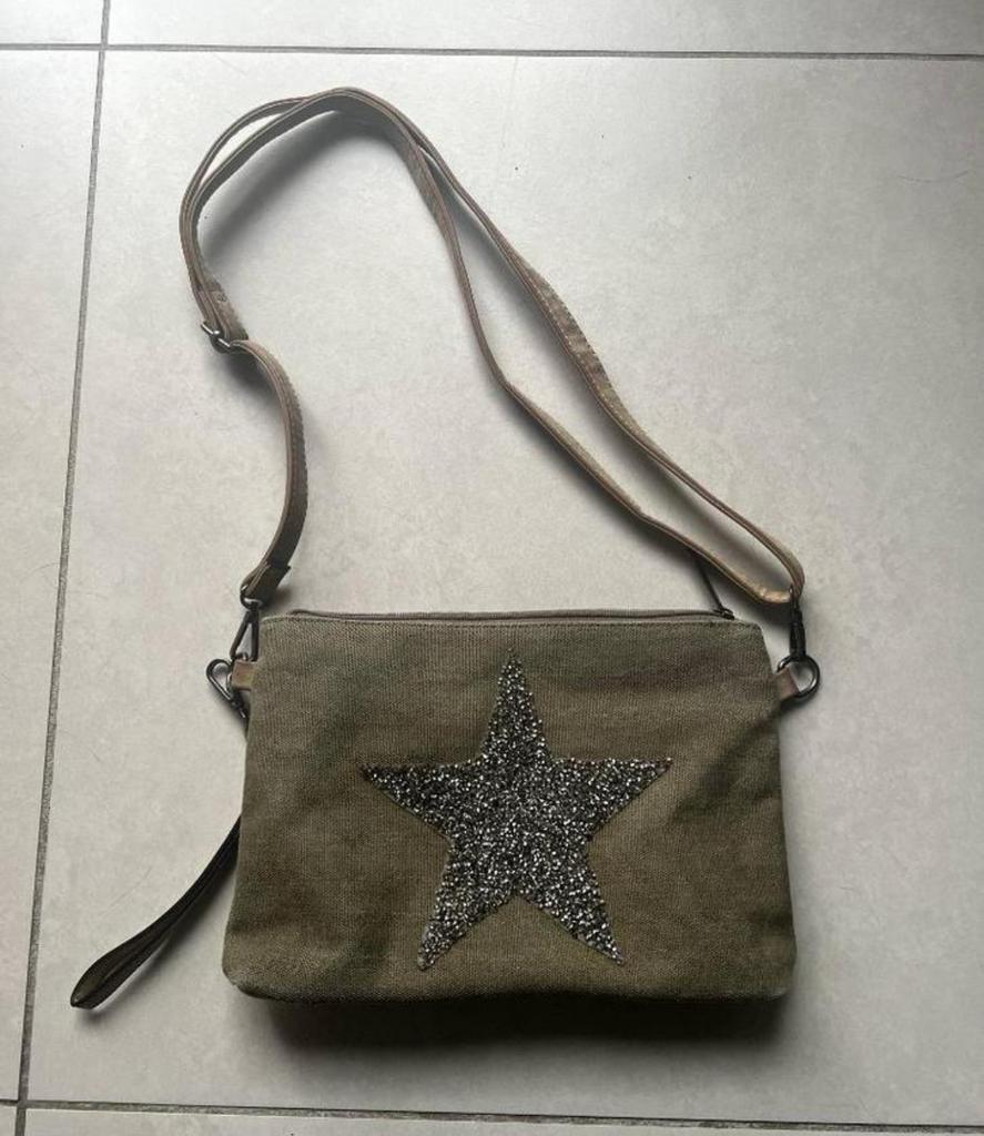 Klein kaki handtasje, Ophalen of Verzenden, Zo goed als nieuw, Groen, Overige merken