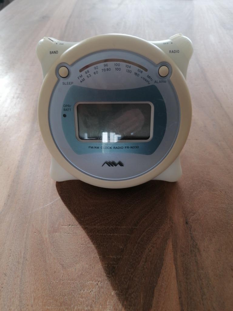 Vintage wekker radio van Aiwa Sony, Elektronische apparatuur, Ophalen of Verzenden, Gebruikt, Digitaal
