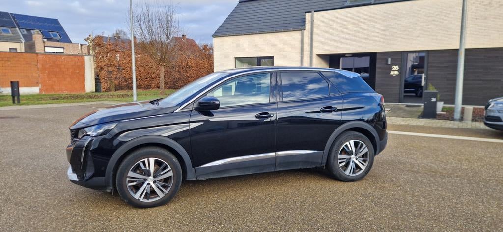 Peugeot 3008 1.2 essence manuelle, Autos, Peugeot, Particulier, ABS, Caméra de recul, Régulateur de distance, Airbags, Air conditionné