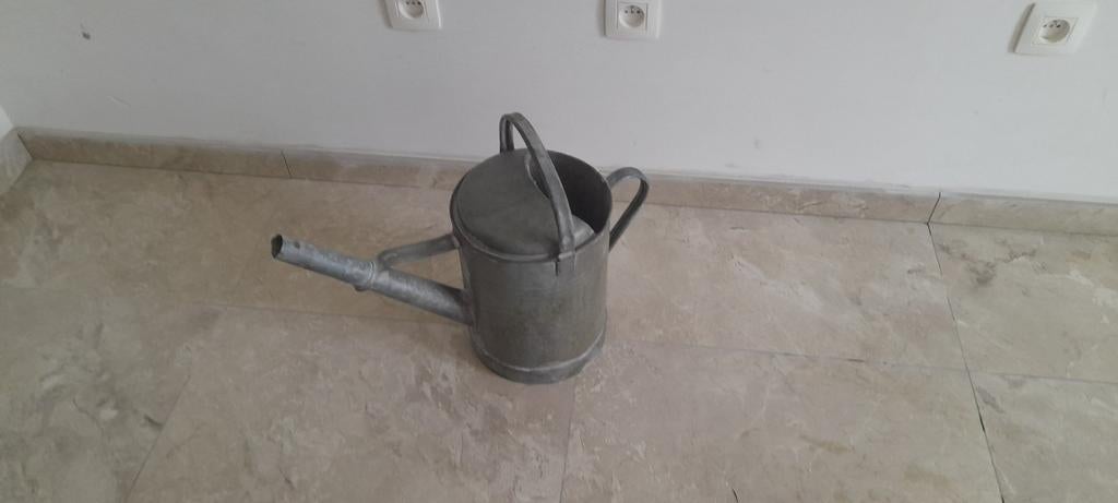 Arrosoir très bon état faire offre, Jardin & Terrasse, Enlèvement ou Envoi, Comme neuf