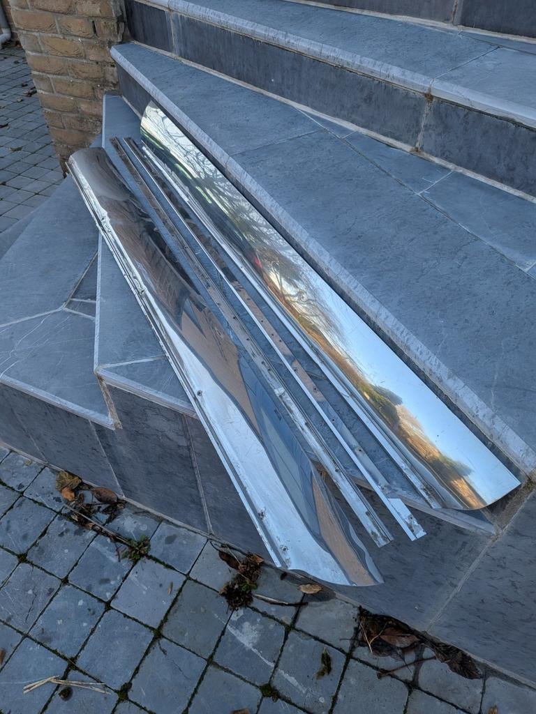 Gebruikte roestvrijstalen tuimelpaneelafwerking (wipdeksel), Ophalen