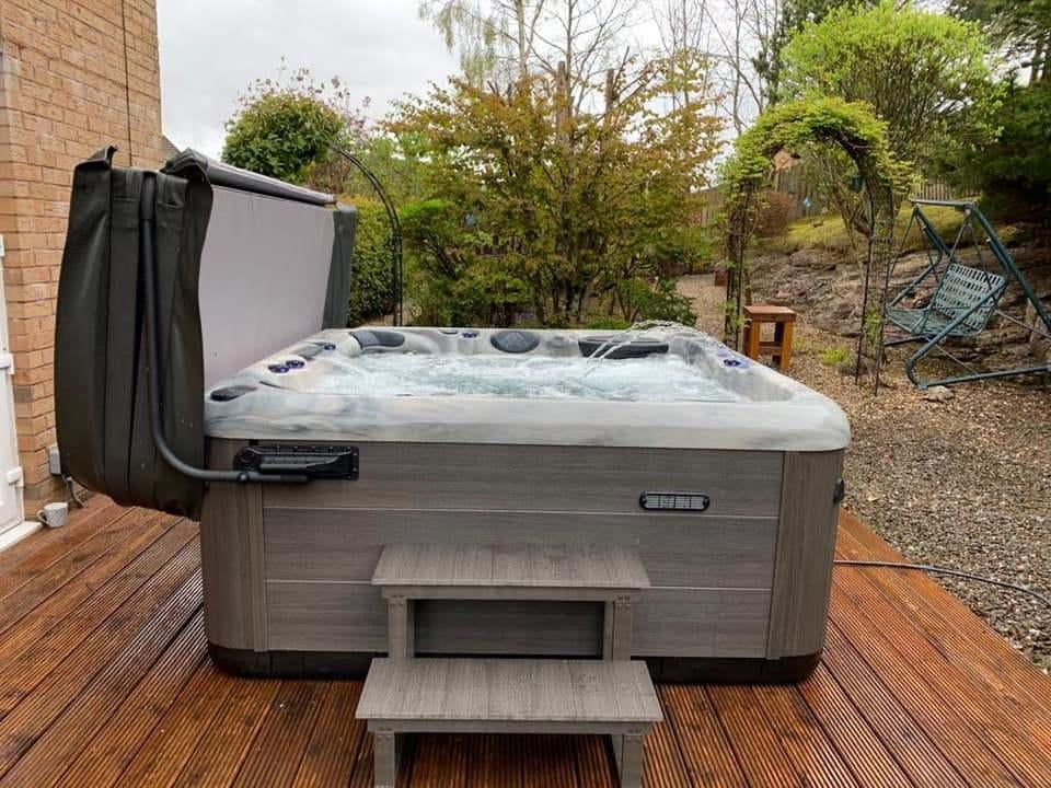 Neuf 🤩different jacuzzi jq163jets et pompe a chaleur -80%💥, Enlèvement, Neuf