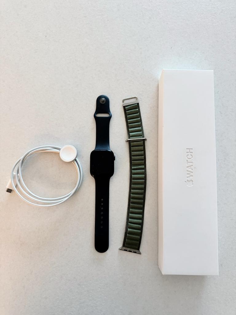 Apple Watch Series 8 Midnight Aluminum GPS, Étanche, IOS, Comme neuf, GPS