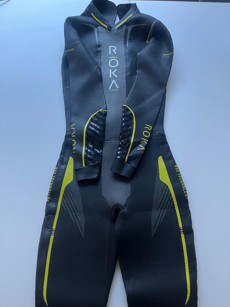 Top Wetsuit: ROKA Maverick Pro (Heren), Watersport en Boten, Watersportkleding, Nieuw, Wetsuit, Heer, Ophalen