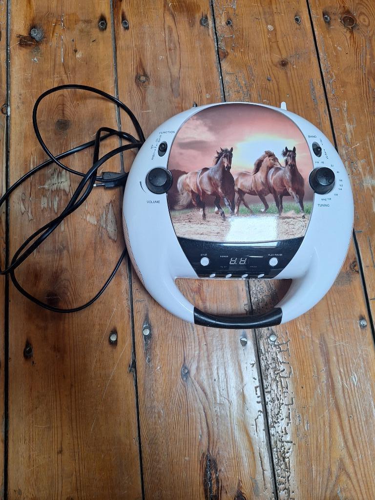 Radio cd speler paarden, Ophalen of Verzenden, Gebruikt, Radio, Met cd-speler