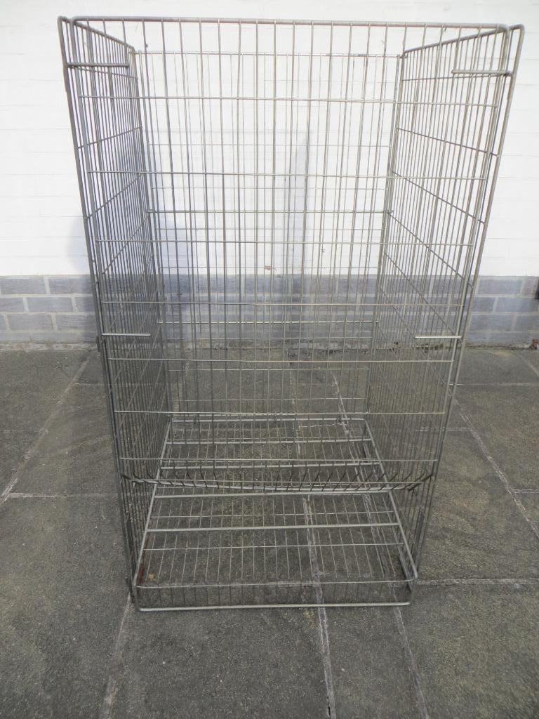 Corbeille de stockage de Pommes de terre, Enlèvement