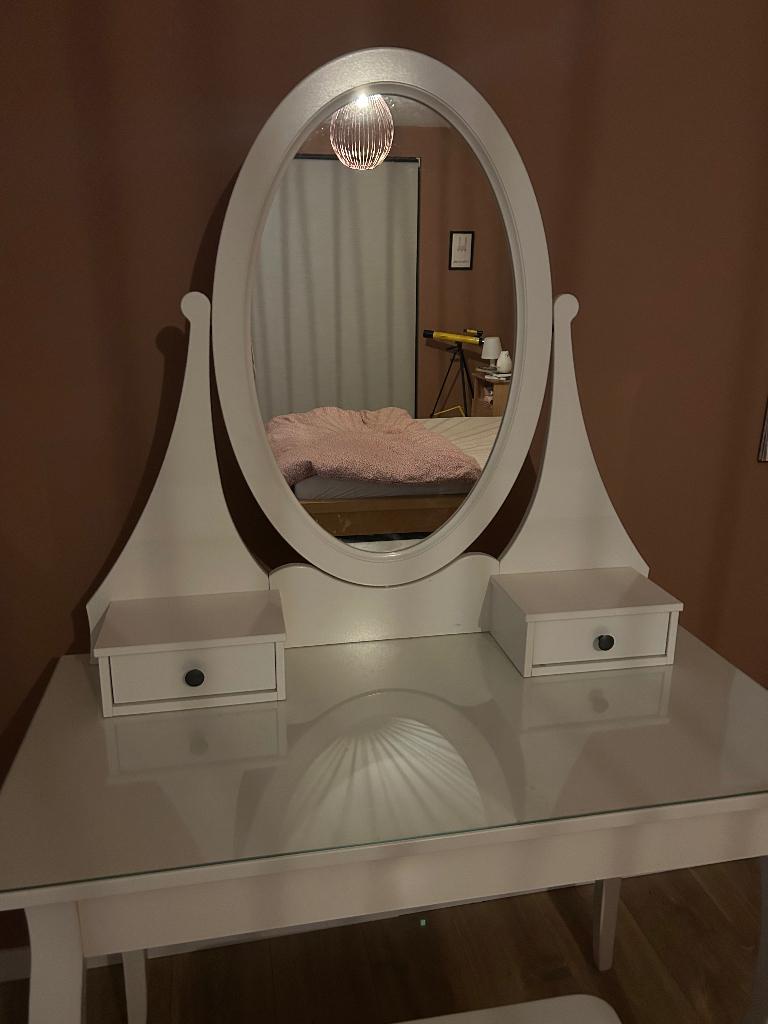 Meisjes spiegel met bureau en stoel, Ophalen, Gebruikt