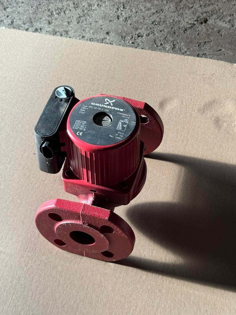 Grundfos verwarings pomp 32/50, Ophalen, Zo goed als nieuw