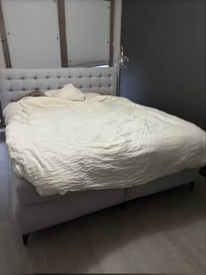 Bed Primalux, Gris, Comme neuf, Enlèvement, 180 cm