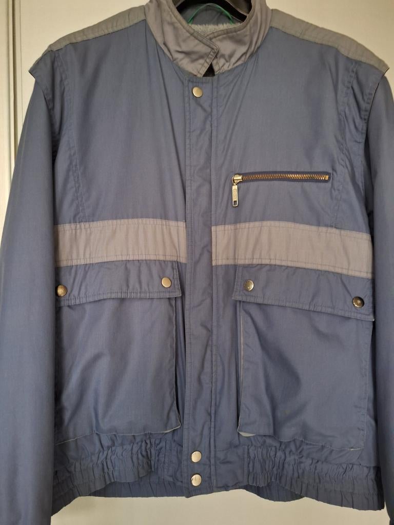 Blouson- veste  gris- homme doublée de fourrure synthétique, Comme neuf, Enlèvement, Canda, Bleu