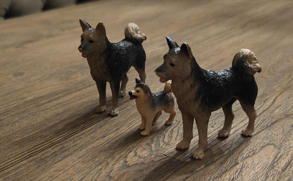 Ensemble de 3 figurines chiens Décoratives réalistes, Enlèvement ou Envoi, Comme neuf