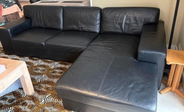 Lederen zwart hoeksalon met 2 zit en longchair te koop, Ophalen, Gebruikt, Leer