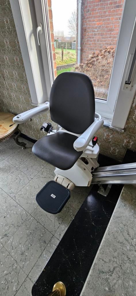 Otolift traplift., Ophalen of Verzenden, Recht