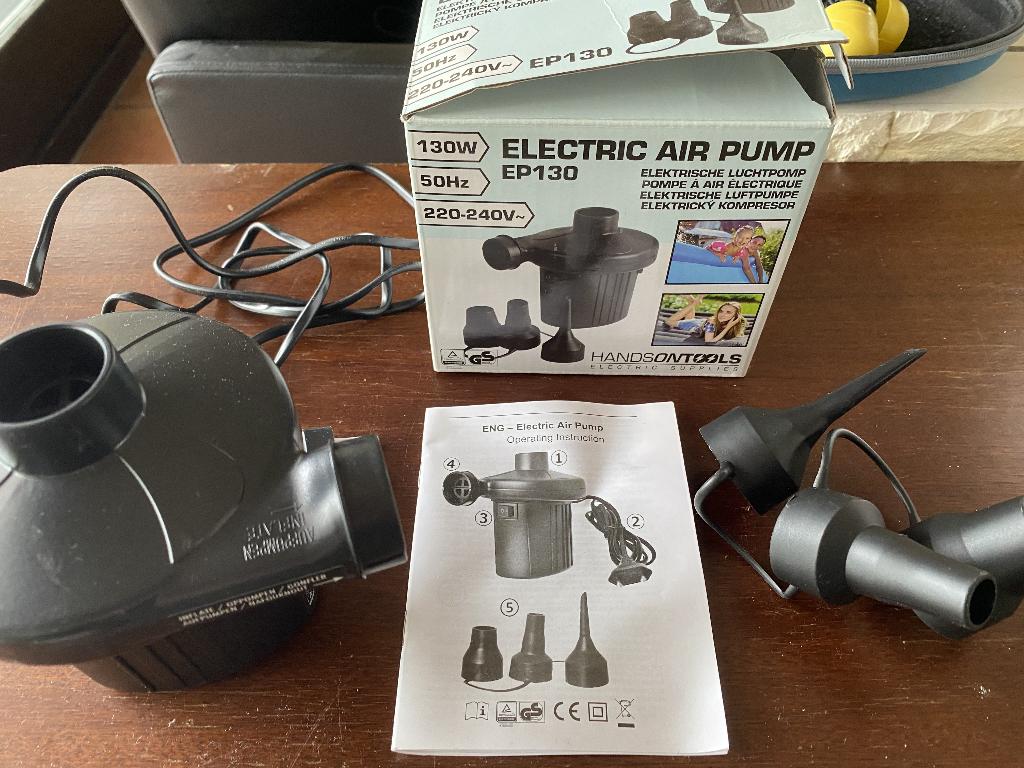 Elektrische luchtpomp zwembad/luchtmatras, Ophalen of Verzenden, Zo goed als nieuw, Elektrisch