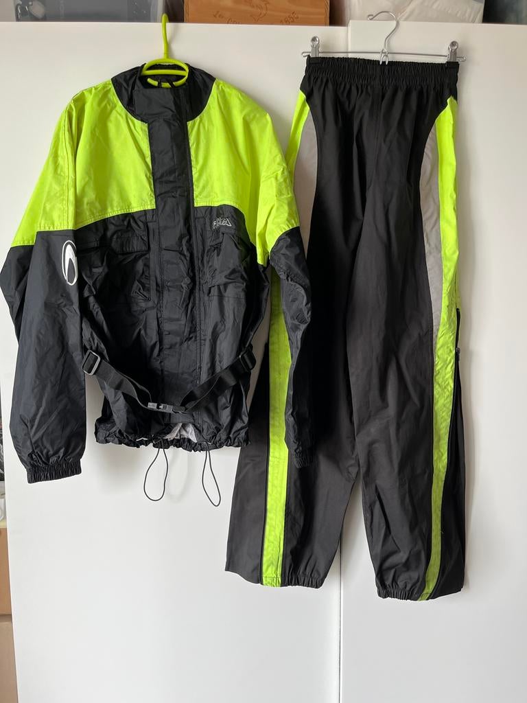 Ensemble de vêtements de moto de pluie Richa taille XS-M, Motos, Femmes, Enlèvement ou Envoi, Richa, Manteau | tissu