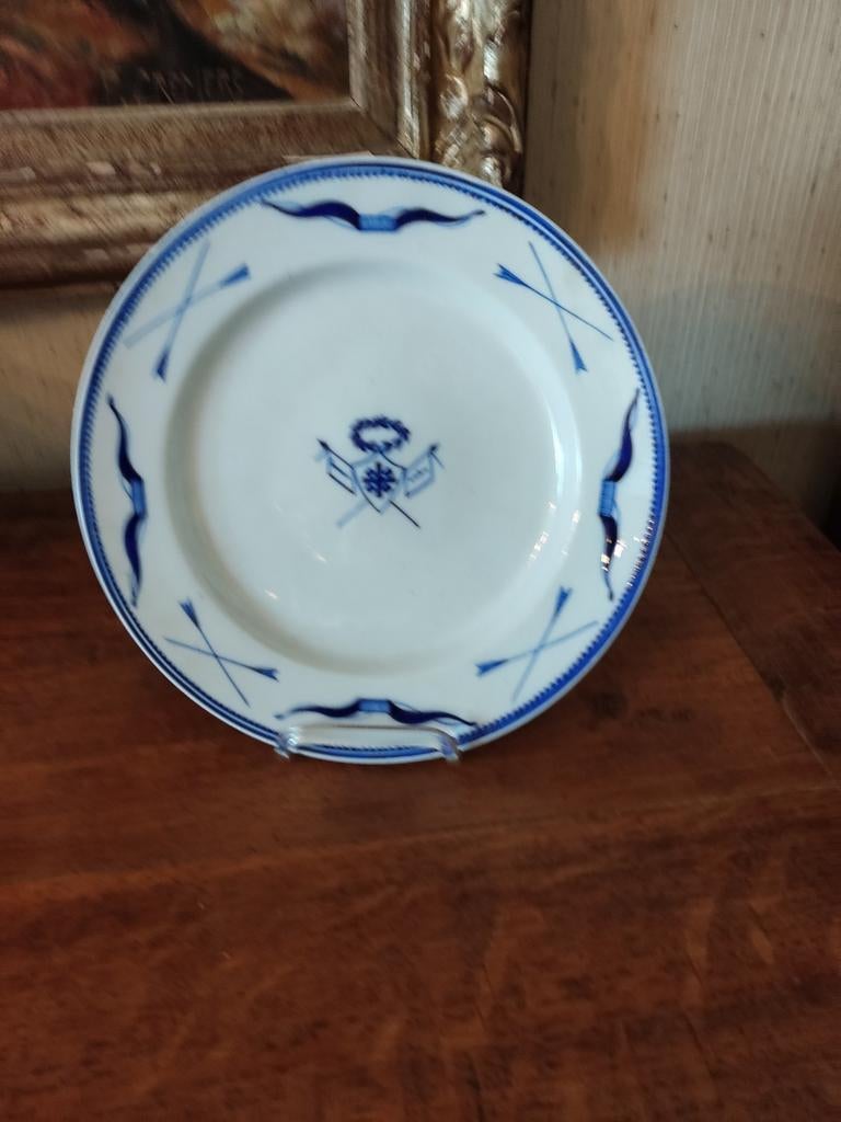 1 assiette en porcelaine de Tournai, Antiquités & Art, Antiquités | Porcelaine, Enlèvement ou Envoi