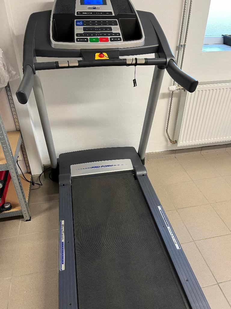 Tapis de course, Sports & Fitness, Appareils de fitness, Jambes, Tapis roulant, Comme neuf, Enlèvement