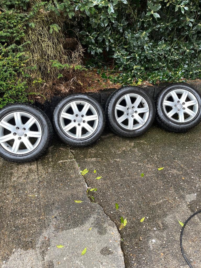 WINTERBANDEN MET VELGEN PIRELLI 225/55R 16 (AUDI A6), Ophalen, Gebruikt, 16 inch, Banden en Velgen