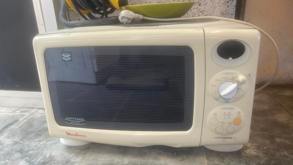 Gratis microgolf, Elektronische apparatuur, Microgolfovens, Ophalen, Zo goed als nieuw