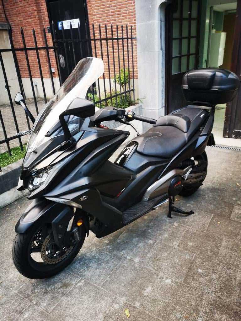 KYMCO AK 550 NOIR 2021, Motos, 550 cm³, Poignées chauffantes, Plus de 35 kW, Kymco