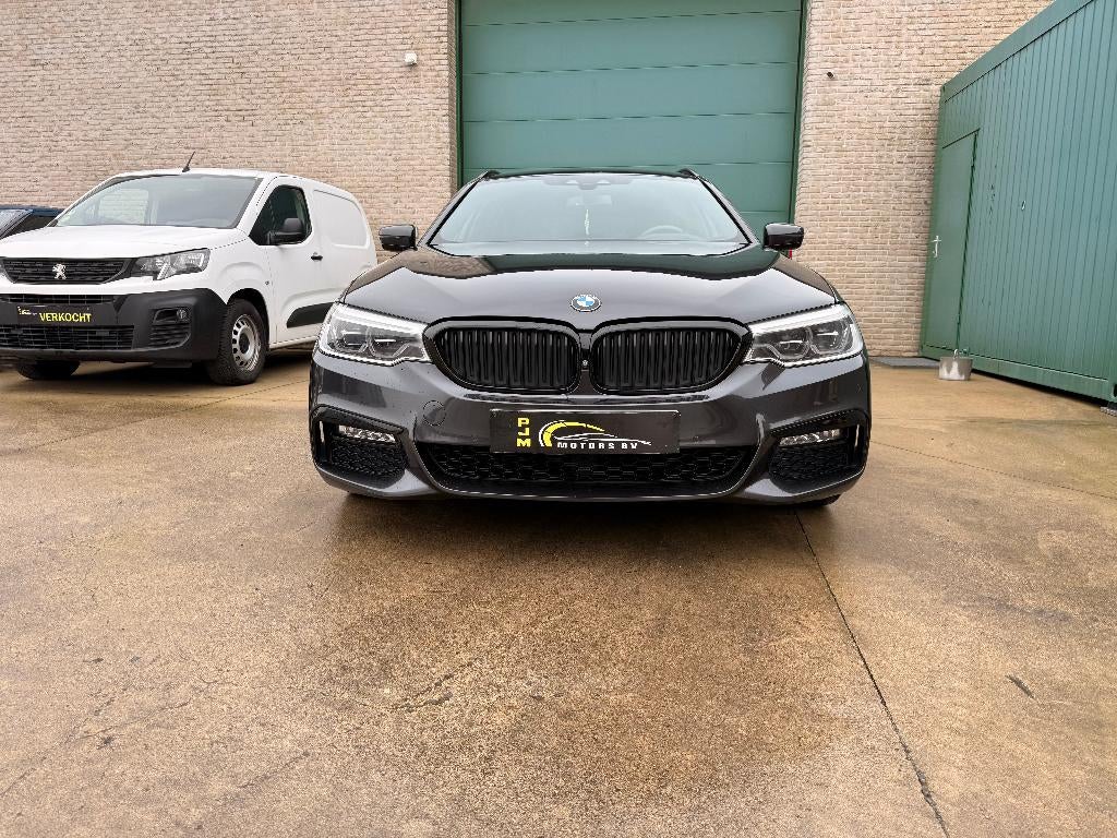 BMW 540i Mx2 PERFORMANCE, Auto's, BMW, Automaat, Euro 6, Leder, 172 g/km