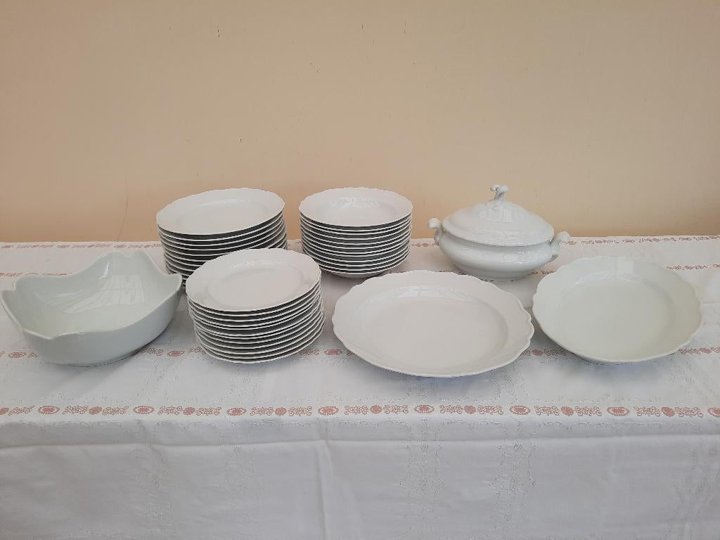 Eetservies van Hutschenreuther 1814, Ophalen