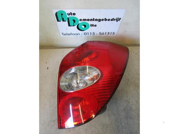 Feu arrière droit d'un Renault Laguna (Laguna 01-), Autos : Pièces & Accessoires, Éclairage, Renault, Utilisé, 3 mois de garantie