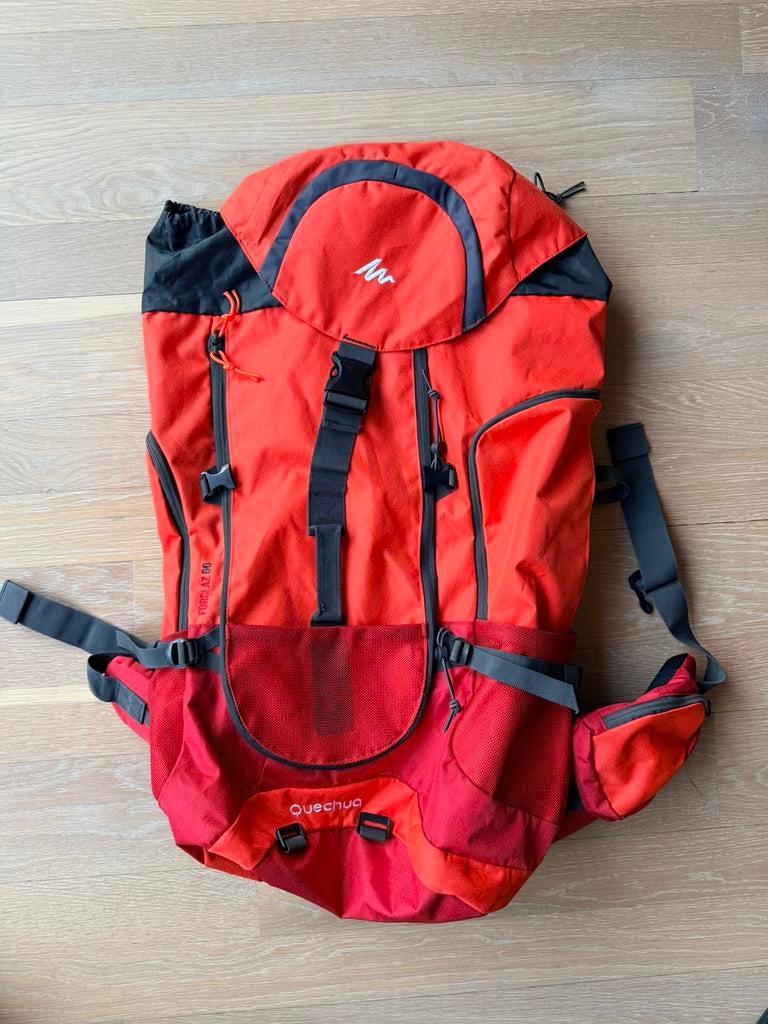 Quenchua Hiking rugzak backpack 60 lt, Handtassen en Accessoires, Tassen | Rugtassen, Ophalen, Nieuw