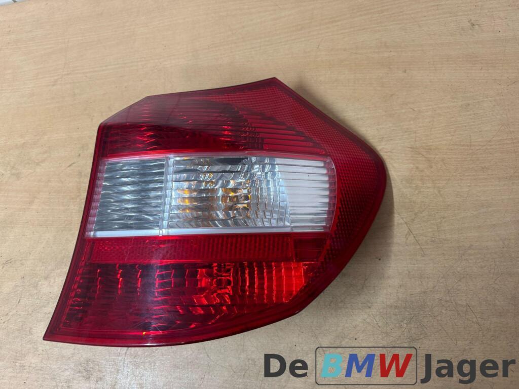 Achterlicht rechts BMW 1-serie E87 (2003-2006) 6924502, Auto-onderdelen, Gebruikt, Ophalen of Verzenden, BMW, BMW