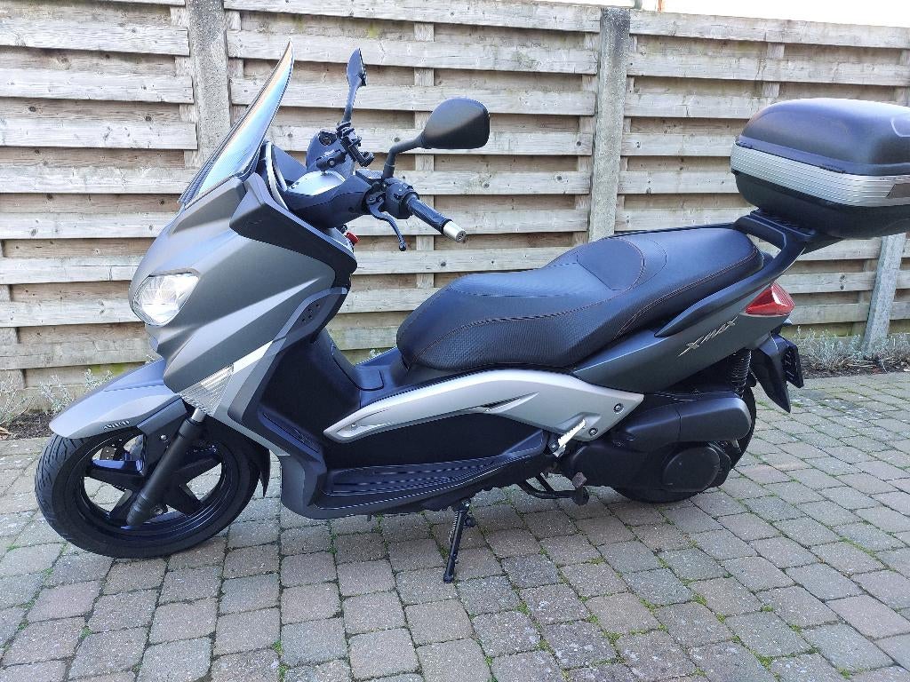 Yamaha xmax 250cc, Motoren, Scooter, Particulier, Minimaal motorrijbewijs A2, Sportuitlaat