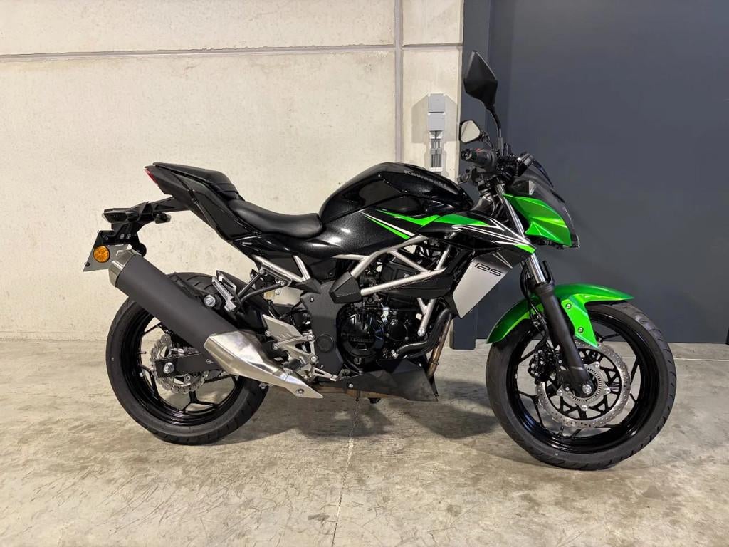 Kawasaki Z125 amper mee gereden, nieuwstaat (bj 2023), Motoren, Bedrijf, 125 cc, Overig, 11 kW of minder