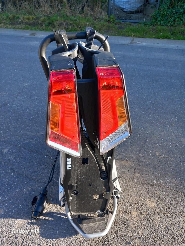 Thule Easyfold Xt2 933 elektrische fietsendrager Nieuw!, Ophalen, Elektrische fiets, Zo goed als nieuw, 2 fietsen