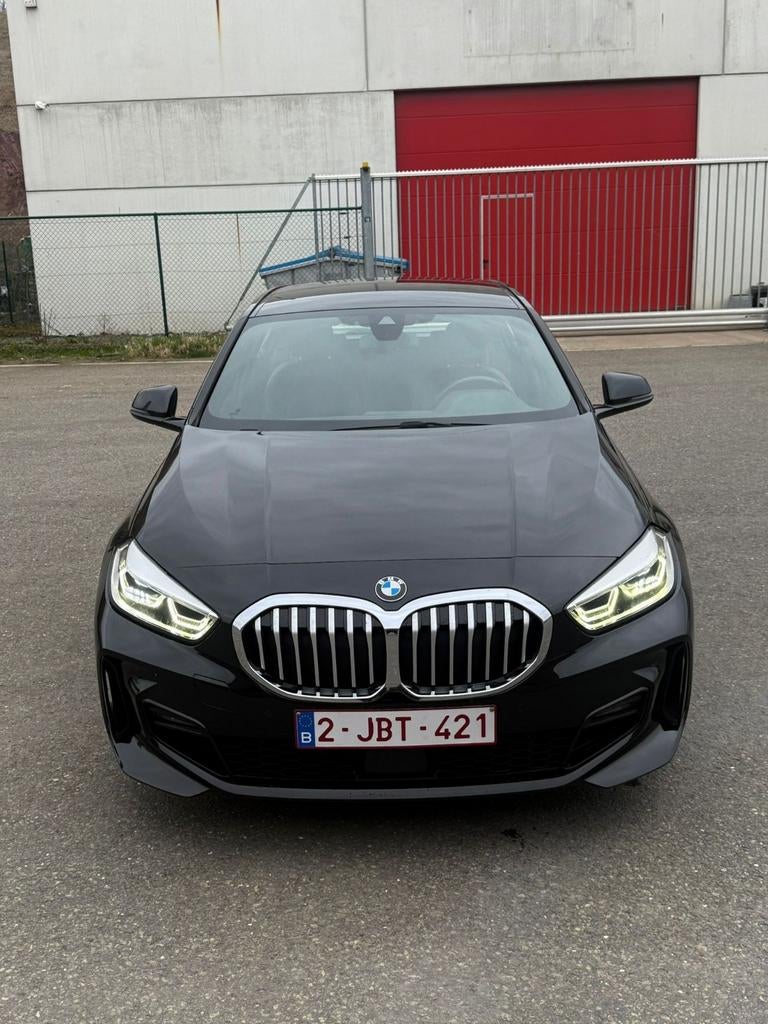 BMW F40 118i 2020 Pack M - 79.000km - Auto - Carnet full, Autos, BMW, Particulier, Caméra de recul, Caméra, 5 portes, Automatique