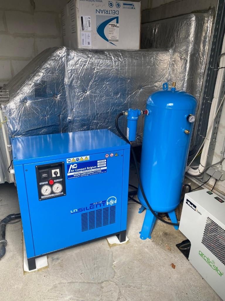 Geluidsarme compressor 3pk, Doe-het-zelf en Bouw, Ophalen, 10 bar of meer, Nieuw, 25 tot 100 liter