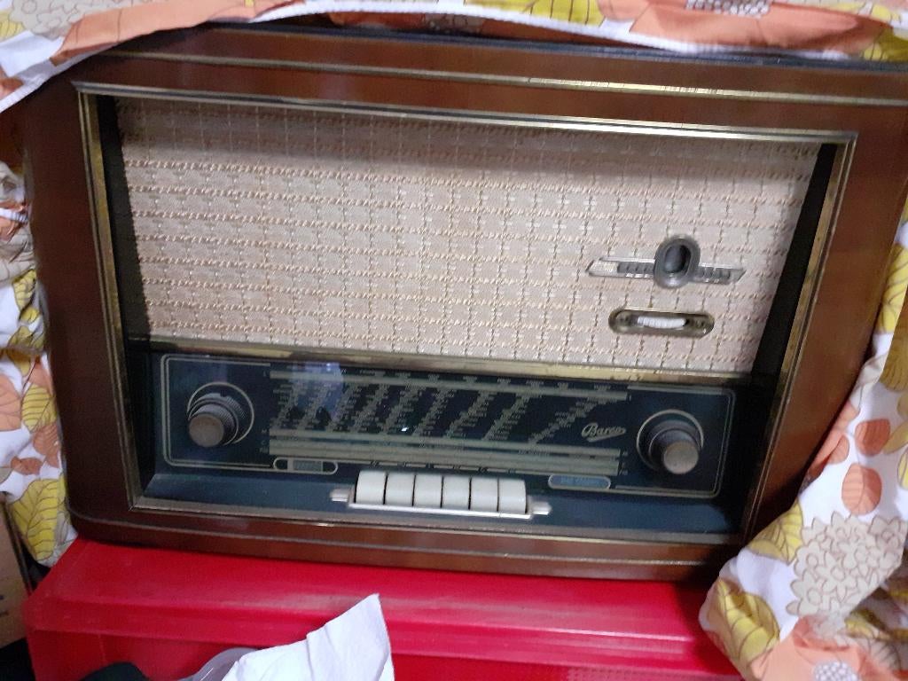 Radio Barco met pick-up en bijpassend meubel, Audio, Tv en Foto, Buizenversterker, Ophalen