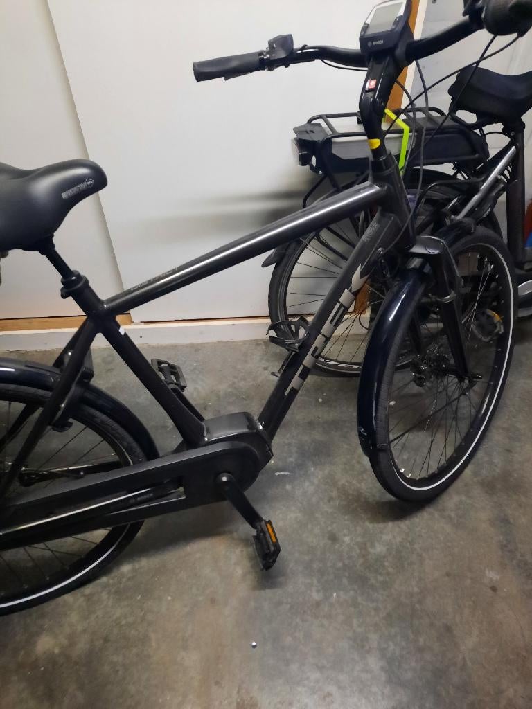 vélo éléctrique TREK District +4 comme neuf, Enlèvement, Comme neuf, 50 km par batterie ou plus, Autres marques