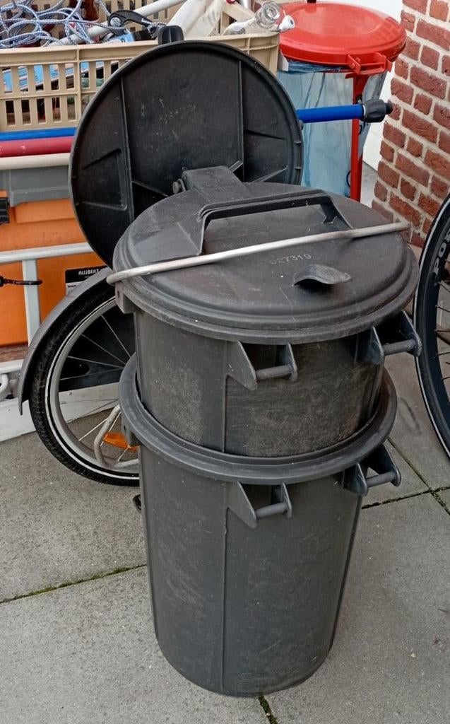 2 vuilbakken stad Mechelen, Ophalen