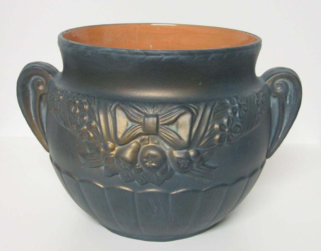 Petrolblauwe bloempot in steen met reliëftekening., Tuin en Terras, Ophalen, Zo goed als nieuw, Rond, Steen