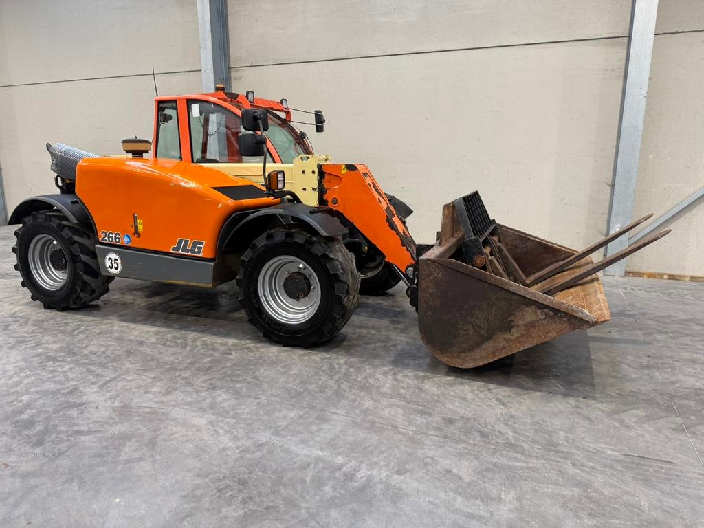 Verreiker JLG266, Ophalen, Verreiker