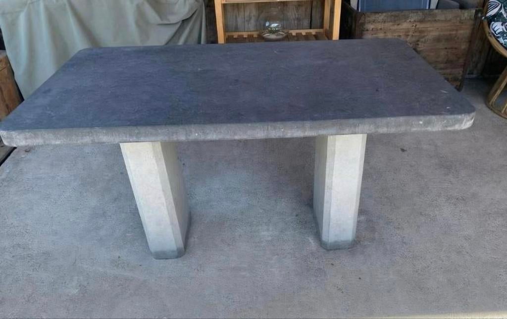 Table de jardin massive en pierre bleue - 140x80 cm, Utilisé, Rectangulaire, Autres matériaux