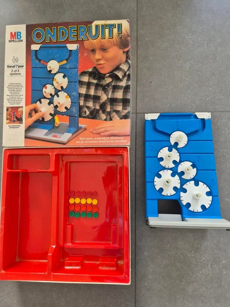 Gezelschapsspel Onderuit - MB, Hobby en Vrije tijd, Gezelschapsspellen | Overige, Een of twee spelers, Ophalen, Zo goed als nieuw