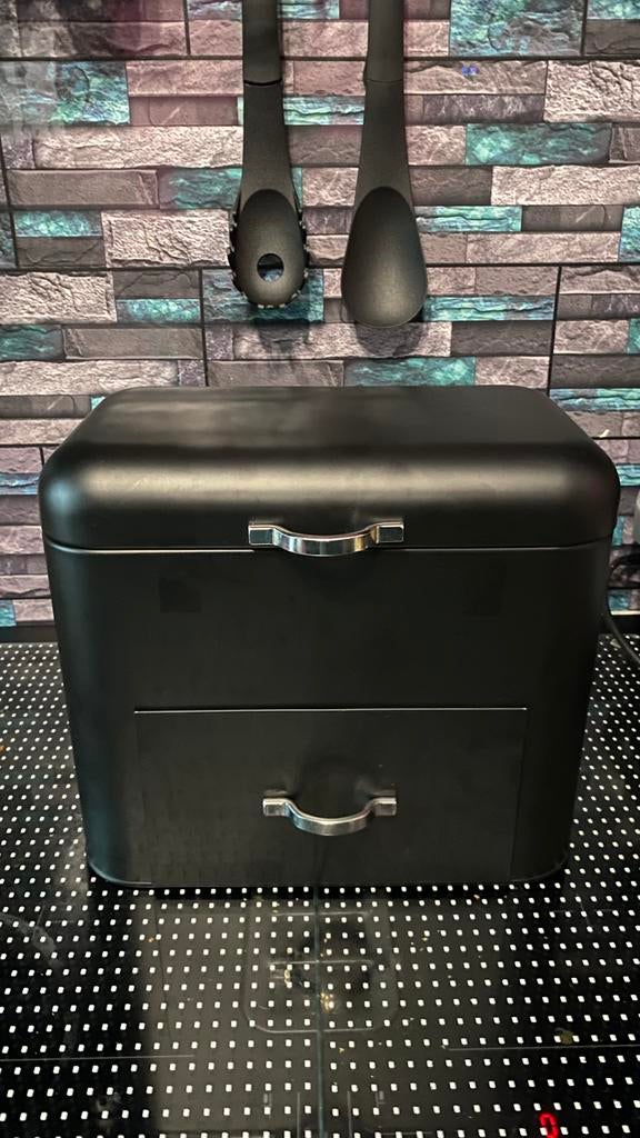 Boîte à pain noir en métal double compartiment, Enlèvement, Comme neuf