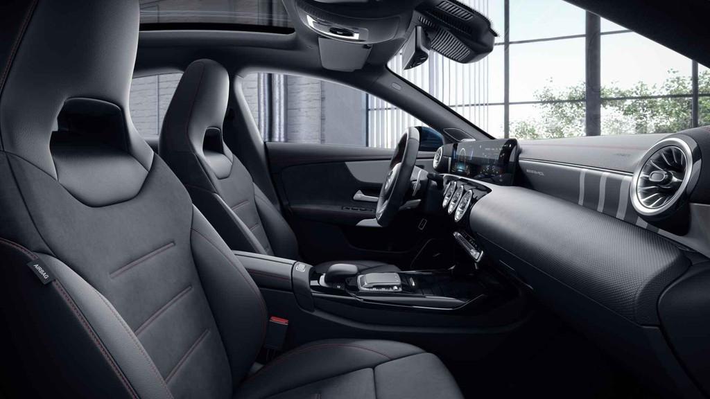 Mercedes-Benz CLA-Klasse 45 S MERCEDES-AMG Coupé AMG Line P, Automaat, Stof, Euro 6, 4 cilinders