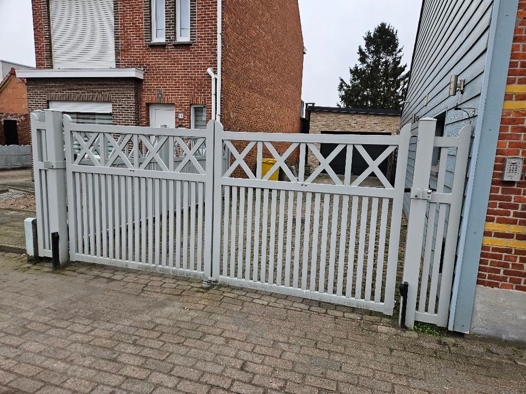 Poort voor oprit, Tuin en Terras, Ophalen, Gebruikt