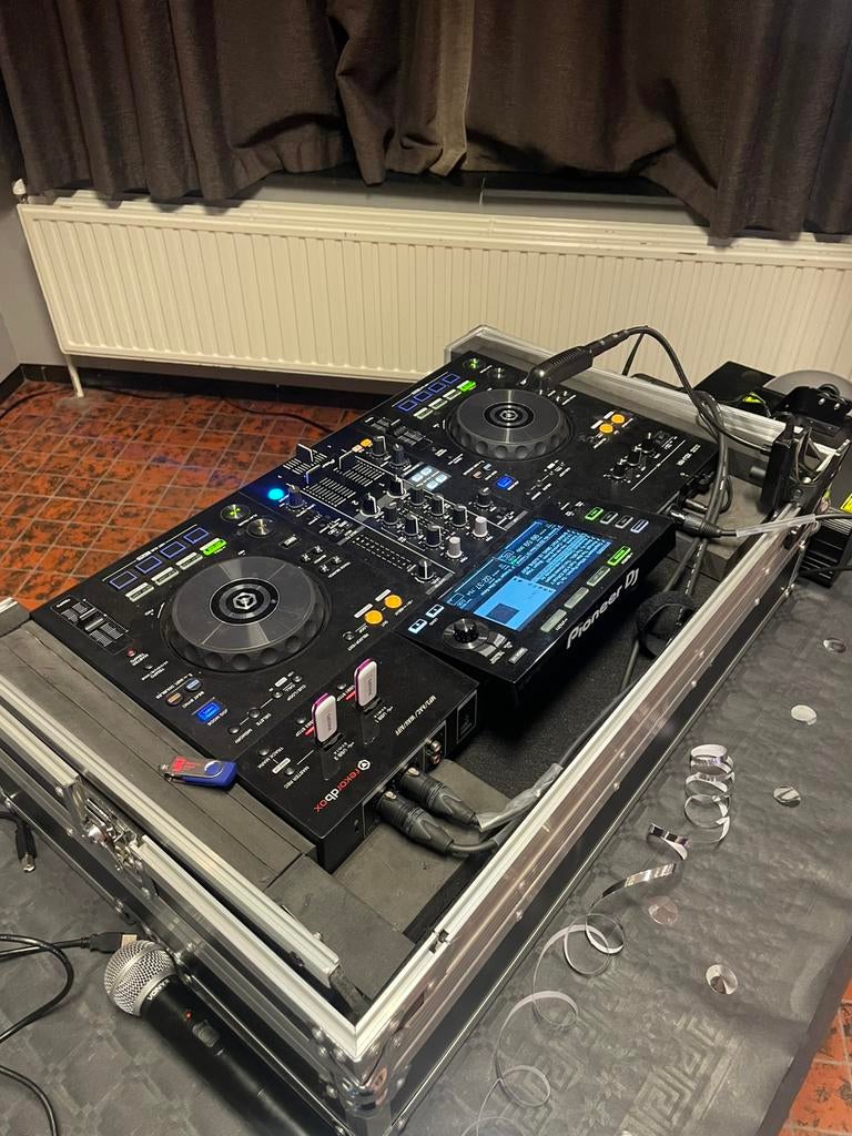 Mooie muziek istalatie, Ophalen