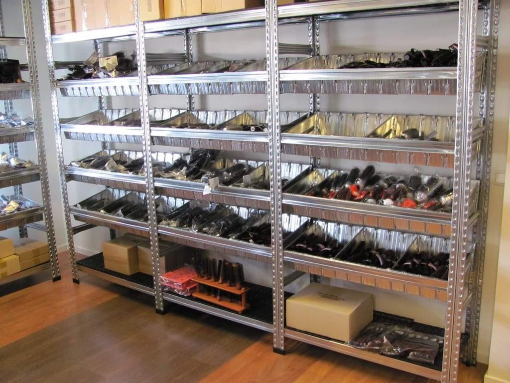 ÉTAGÈRE BAC METALIQUE AVEC SÉPARATEUR (RAYONNAGE PRO), Animaux & Accessoires, Oiseaux | Cages & Volières, Neuf