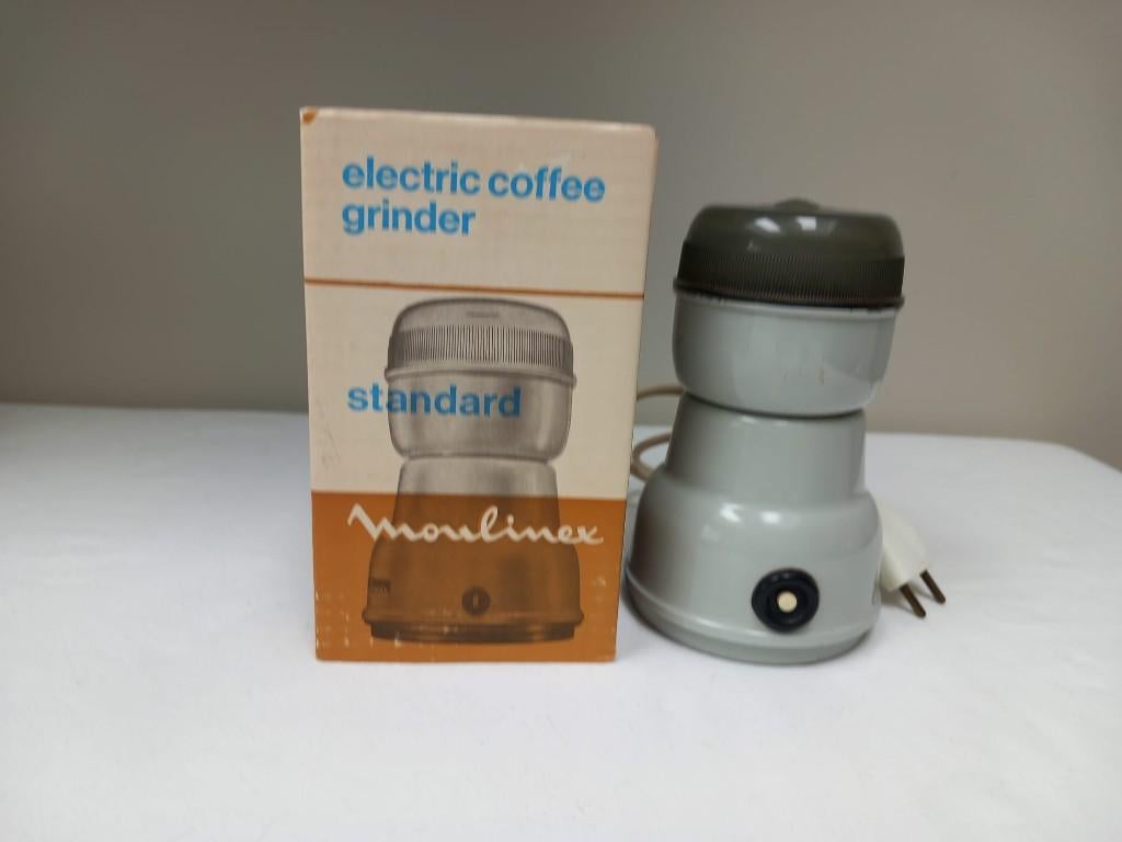 Vintage koffiemolen MOULINEX, Antiek en Kunst, Antiek | Keukengerei, Ophalen